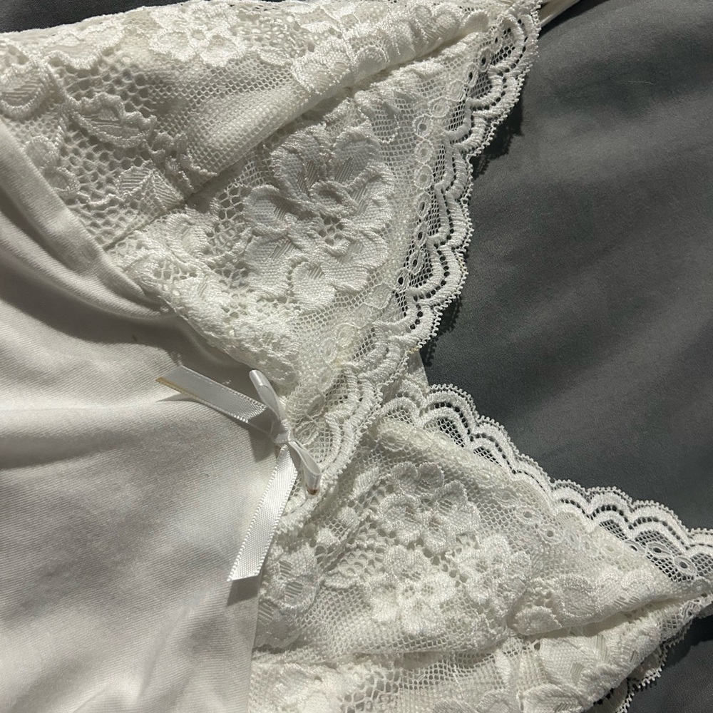 SHEIN Ivory Cami with Delicate Trim - Picture 5 of 5